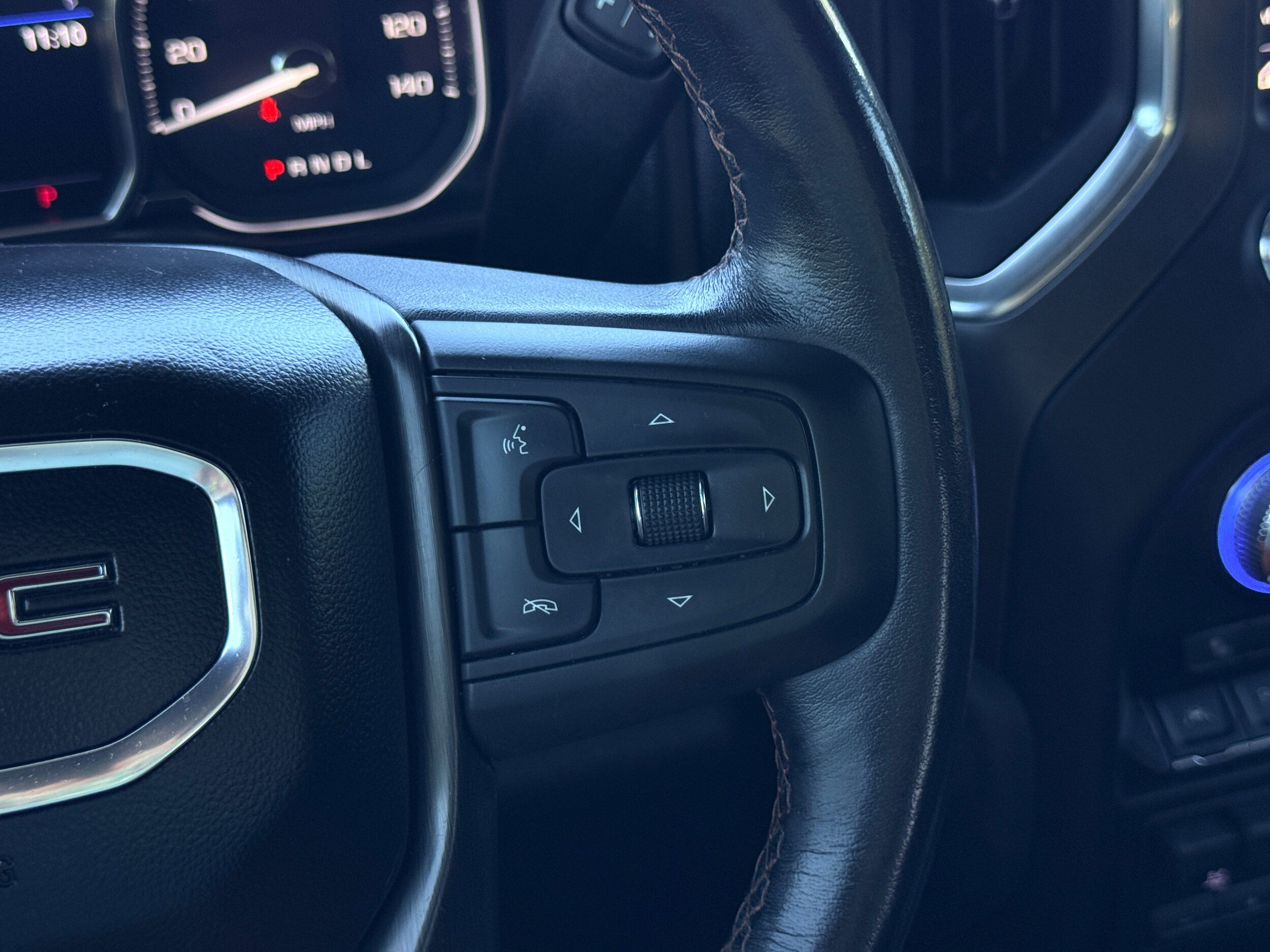 Used 2020 GMC Sierra 1500 AT4 w/ AT4 Premium Package AWD/4WD image 16