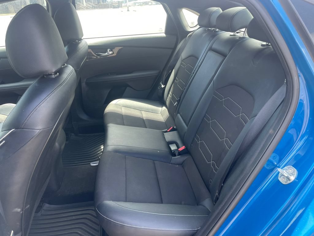 Used 2023 Kia Forte GT-Line w/ GT-Line Technology Package FWD image 12