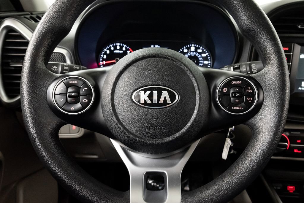 Certified 2020 Kia Soul LX FWD image 16