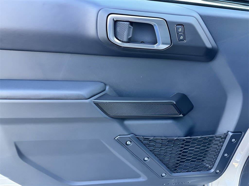 New 2025 Ford Bronco Badlands image 25