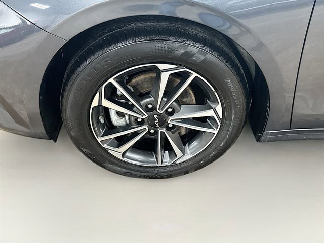 Used 2024 Kia Forte LXS FWD image 29