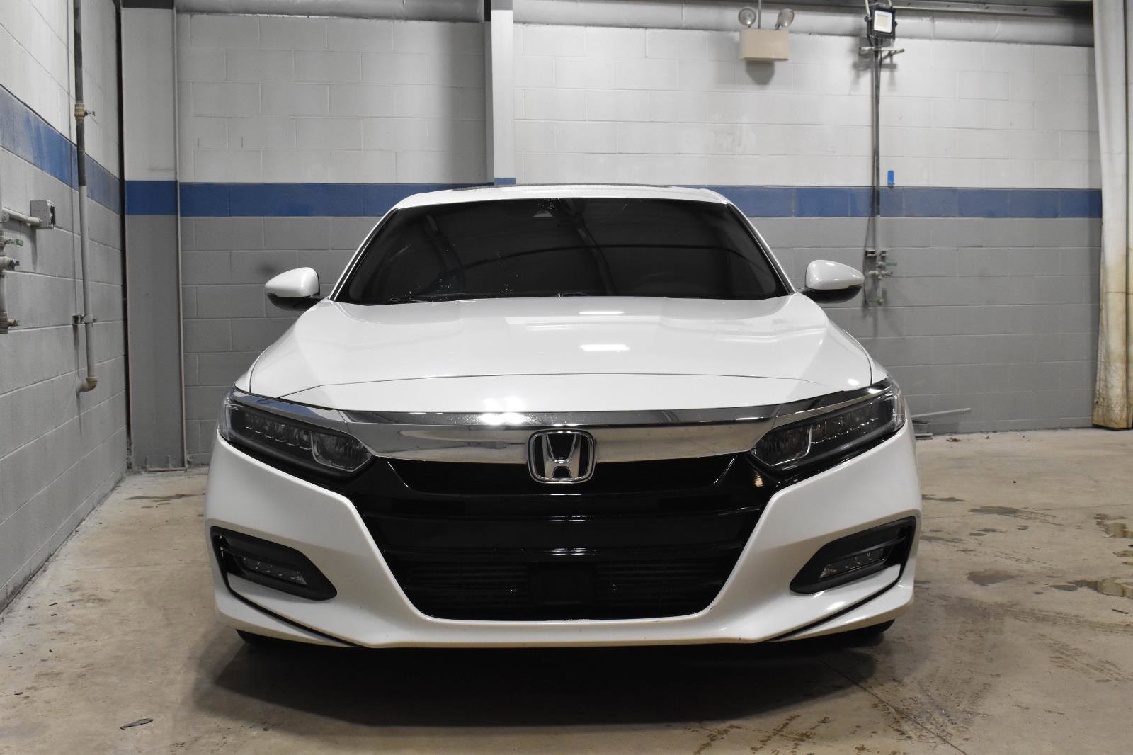 Used 2018 Honda Accord EX-L image 29