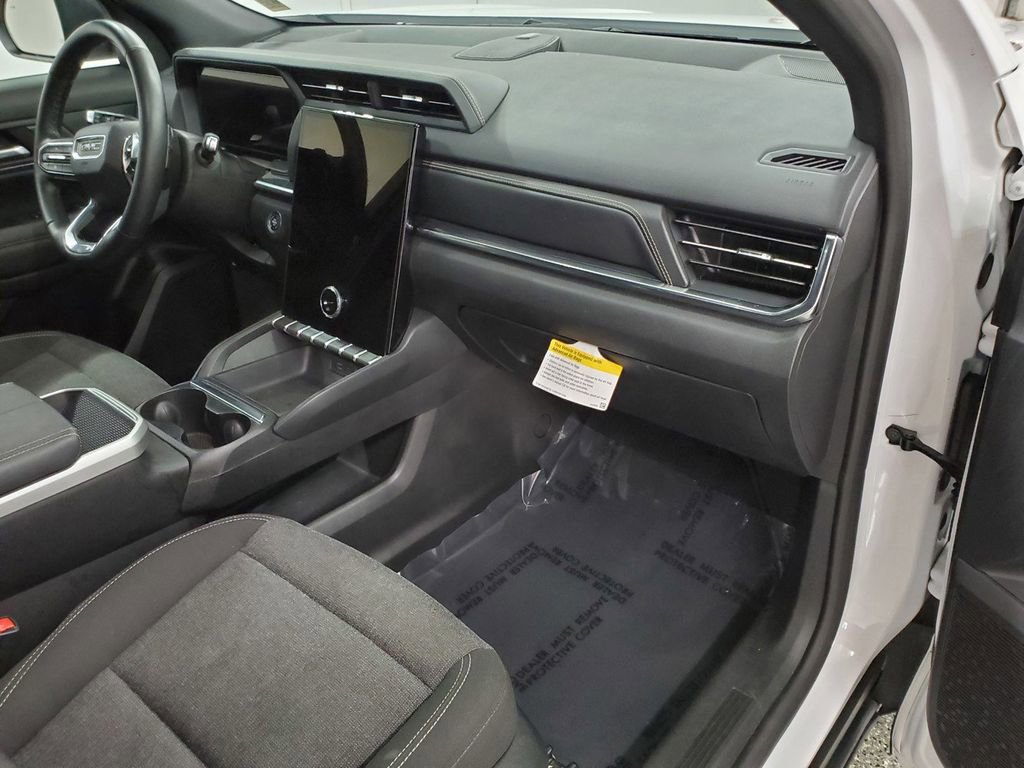 Used 2025 GMC Terrain Elevation image 12