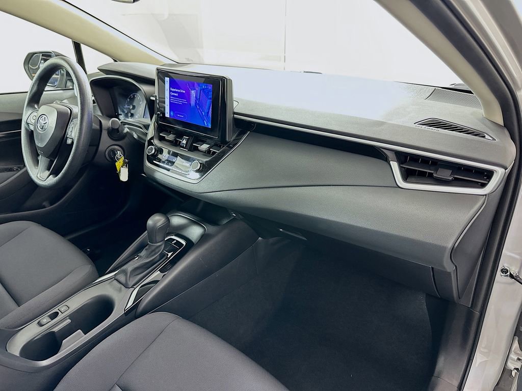 Certified 2025 Toyota Corolla LE FWD image 27