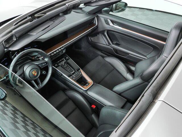 Certified 2023 Porsche 911 Targa 4S AWD/4WD image 27