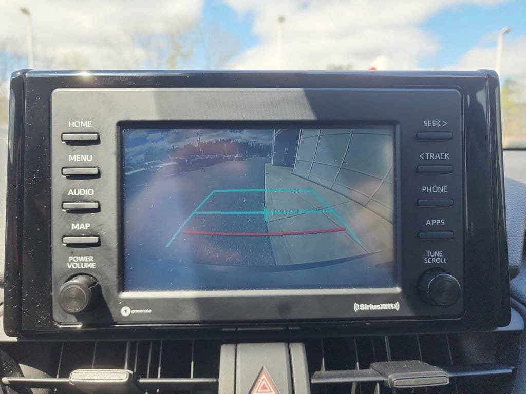 Used 2022 Toyota RAV4 XLE w/ XLE Grade Weather Package AWD/4WD image 18