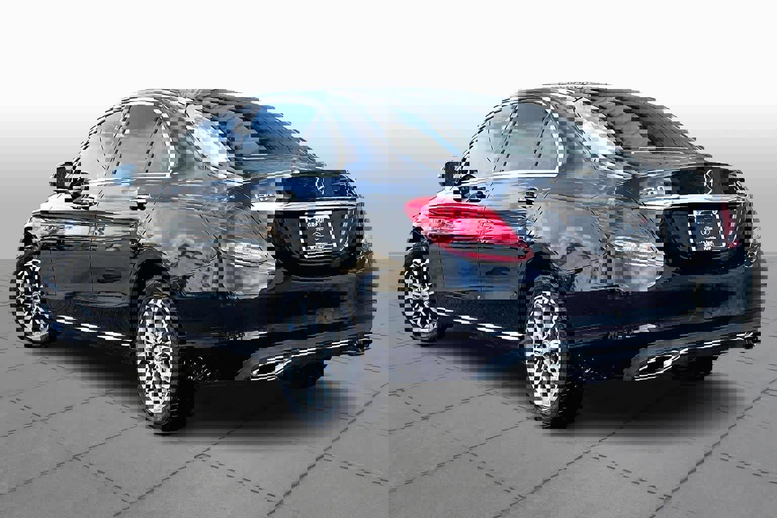 Used 2016 Mercedes-Benz C 300 4MATIC Sedan image 12