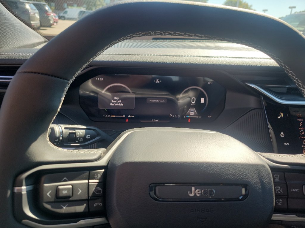 New 2027 Jeep Cherokee Overland AWD/4WD image 18