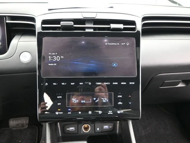 Used 2023 Hyundai Santa Cruz SEL Premium image 10