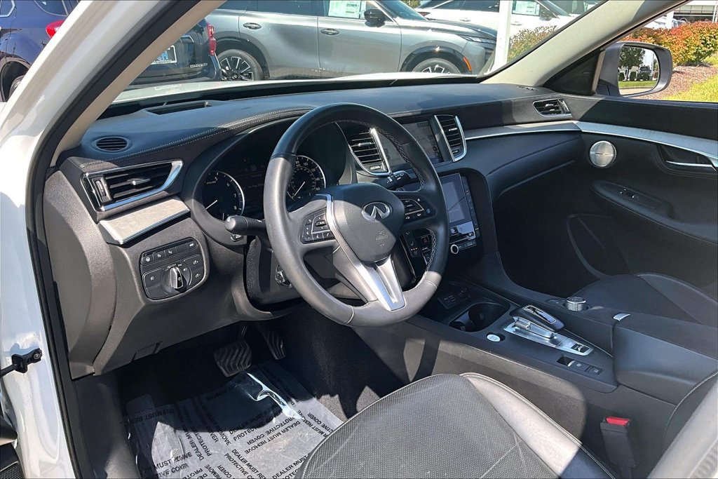 Certified 2023 INFINITI QX50 Sensory AWD/4WD image 16