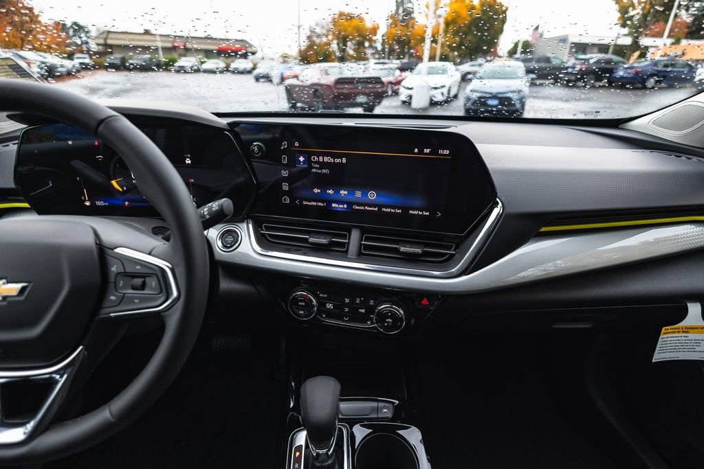 New 2026 Chevrolet Trax LT image 16