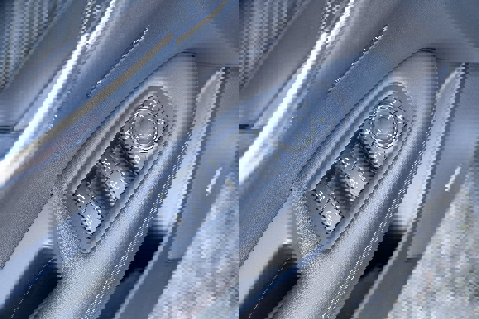 Used 2021 Cadillac XT6 Premium Luxury image 16