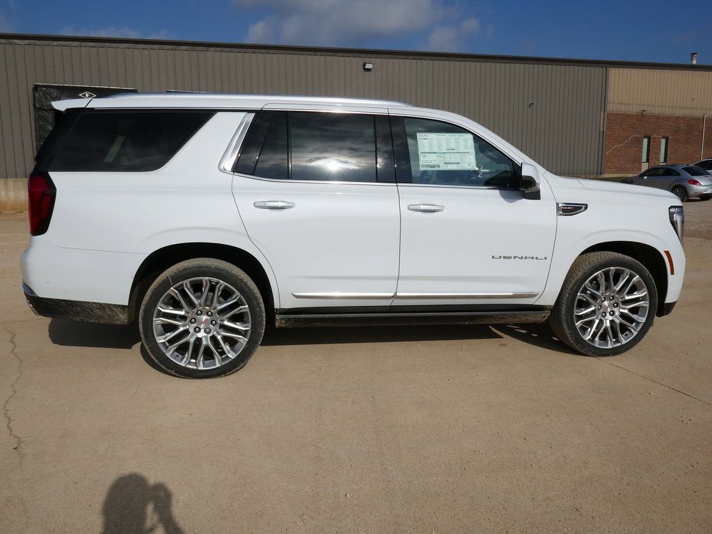 New 2026 GMC Yukon Denali w/ Denali Reserve Package image 3