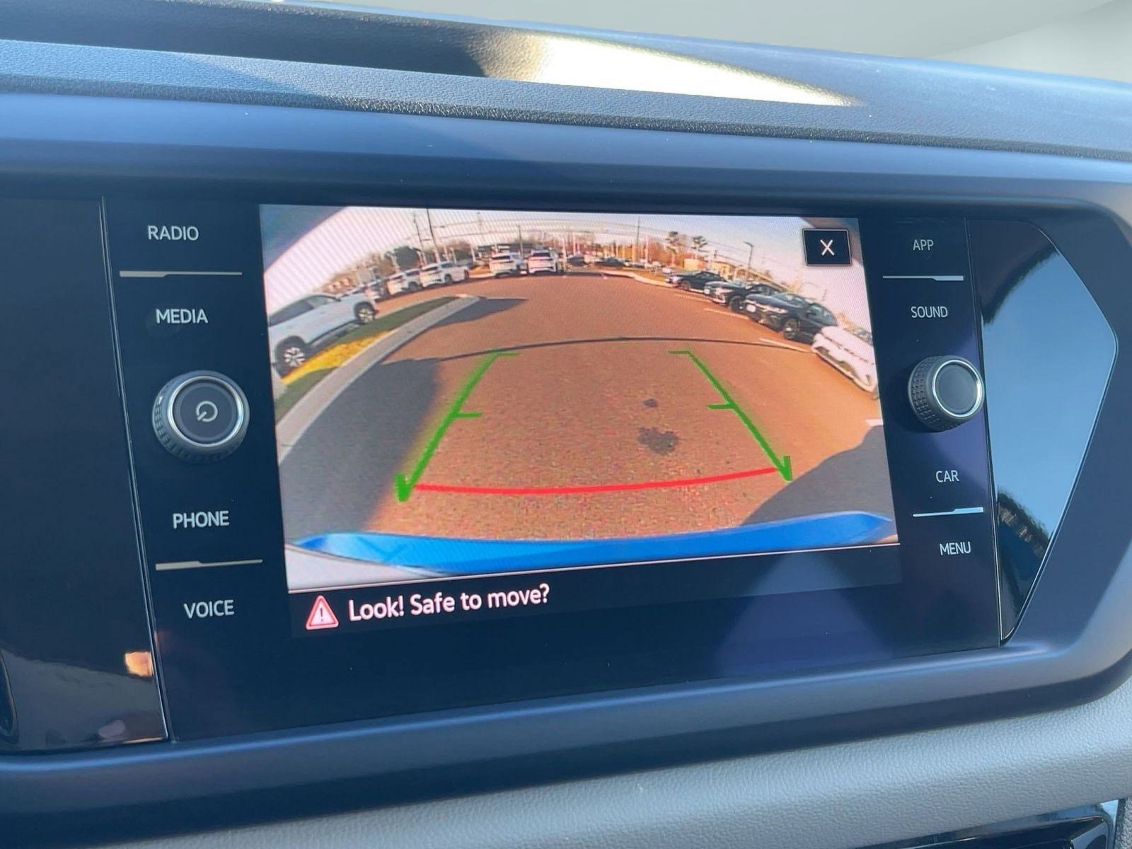 Used 2022 Volkswagen Taos SE image 21