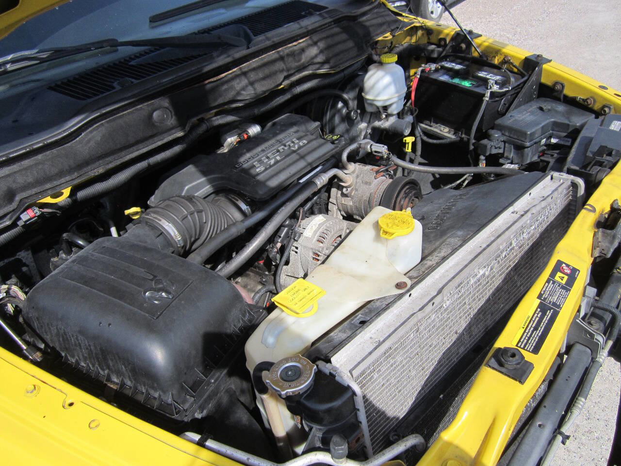 Used 2005 Dodge Ram 1500 Truck SLT w/ Rumblebee Group image 19