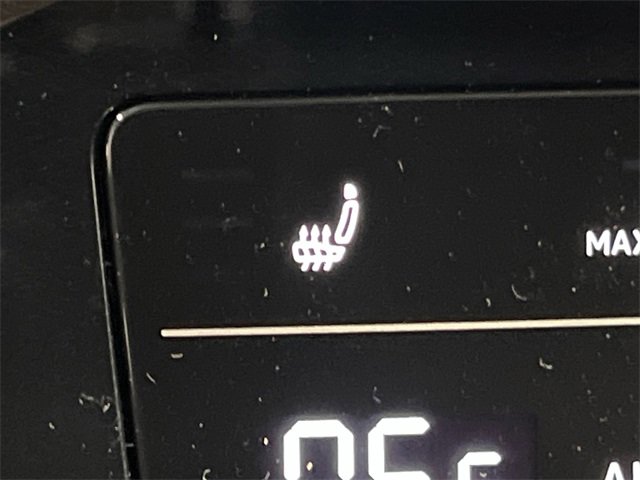 New 2026 Volkswagen Taos SE image 18