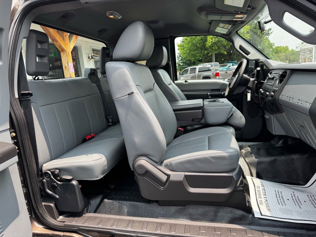 Used 2016 Ford F250 XL w/ XL Appearance Package image 27