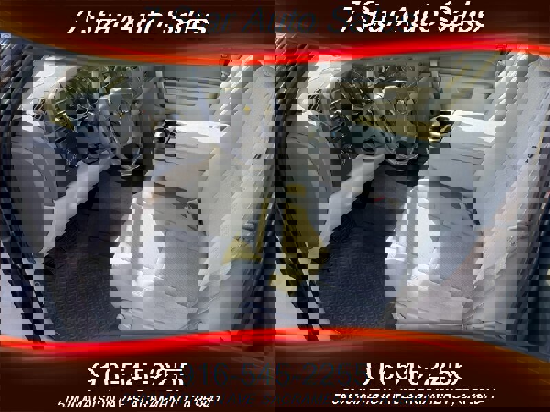 Used 2012 Chevrolet Silverado 1500 LT image 9