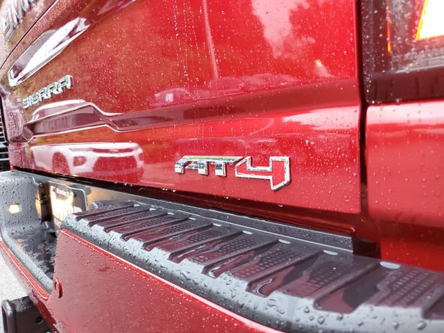 Used 2025 GMC Sierra 2500 AT4 w/ AT4 Premium Plus Package image 8
