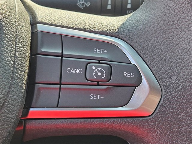 Certified 2025 Jeep Compass Sport image 16