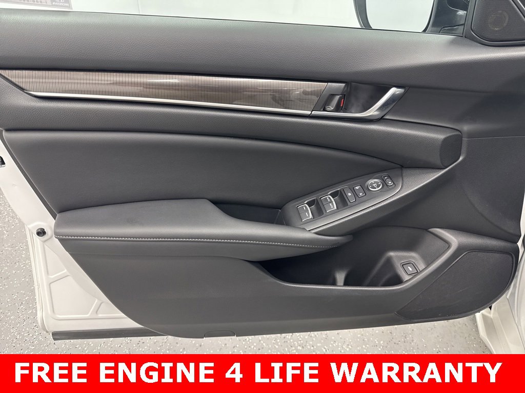 Used 2022 Honda Accord Sport image 6