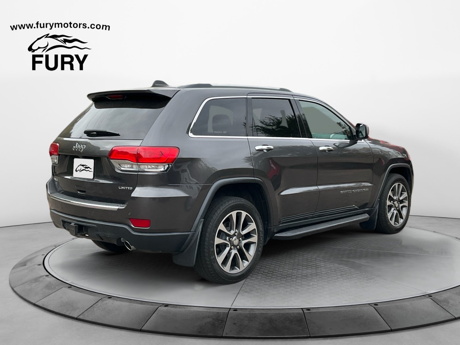 Used 2018 Jeep Grand Cherokee Limited w/ Trailer Tow Group IV AWD/4WD image 4