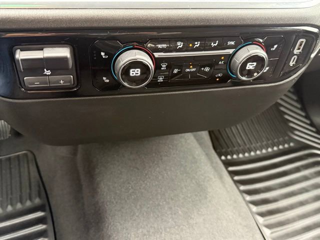 Certified 2024 Chevrolet Silverado 2500 LT w/ All Star Edition image 22