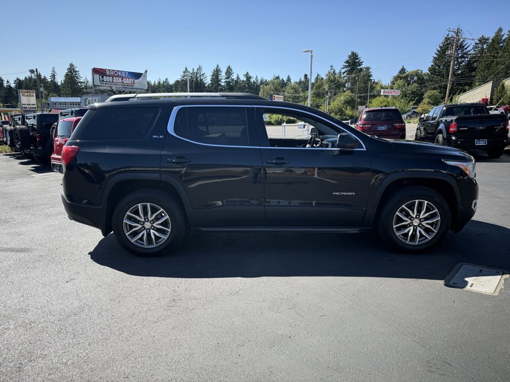 Used 2019 GMC Acadia SLE image 16