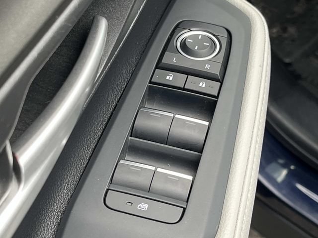 Used 2024 Toyota Grand Highlander AWD image 31