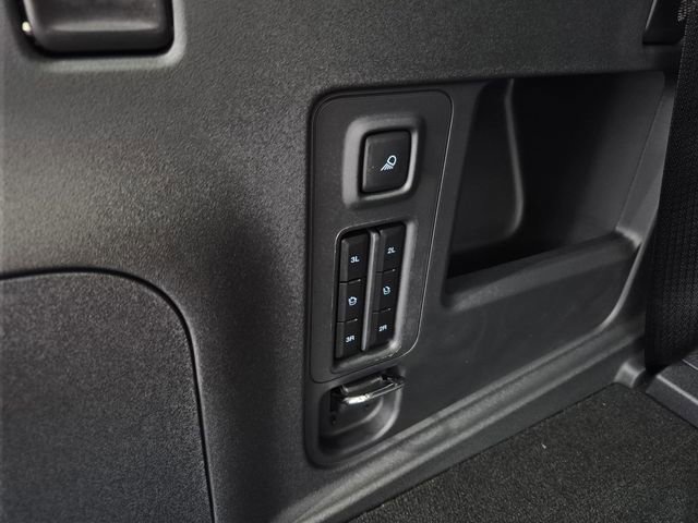 New 2025 Ford Expedition Active RWD image 10