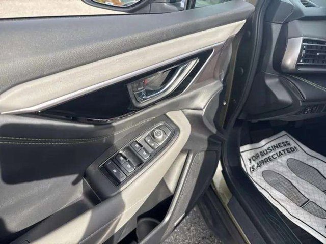 Used 2025 Subaru Outback Onyx Edition image 14