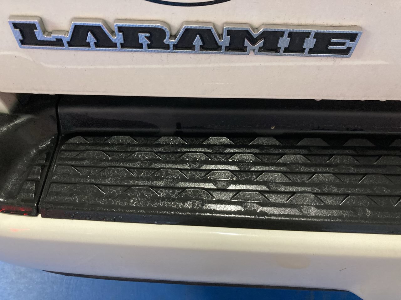 Used 2020 RAM 3500 Laramie AWD/4WD image 12