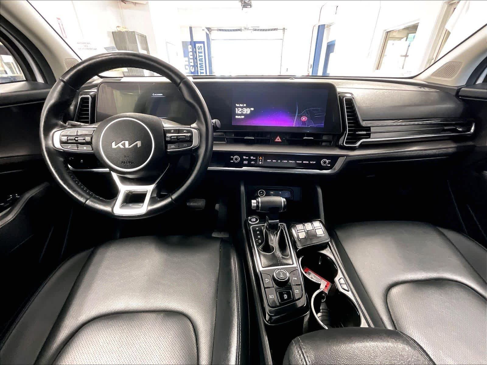 Used 2023 Kia Sportage EX AWD/4WD image 21