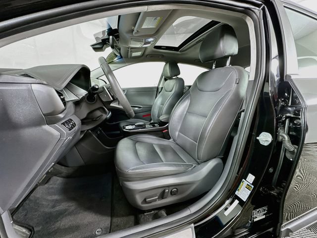 Used 2021 Hyundai Ioniq Limited FWD image 4