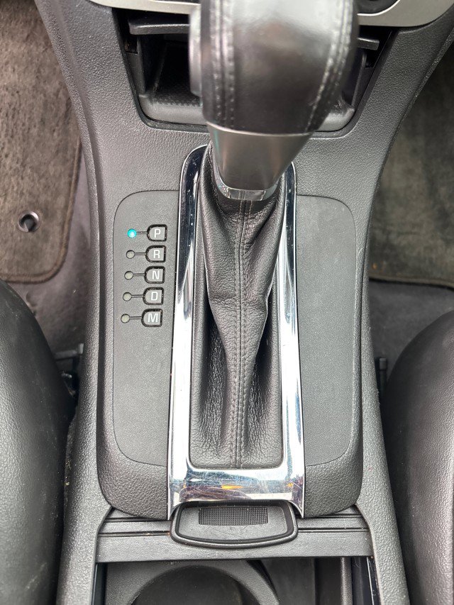 Used 2011 Chevrolet Malibu LTZ image 16