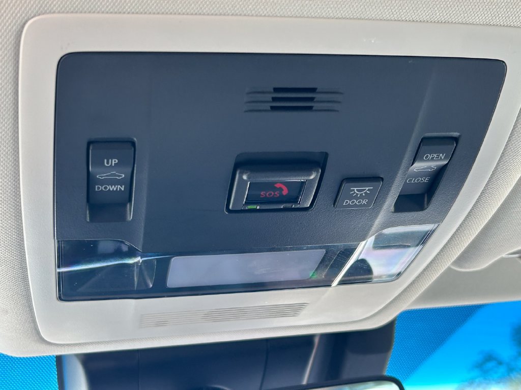 Used 2025 Lexus ES 350 w/ Premium Package FWD image 18