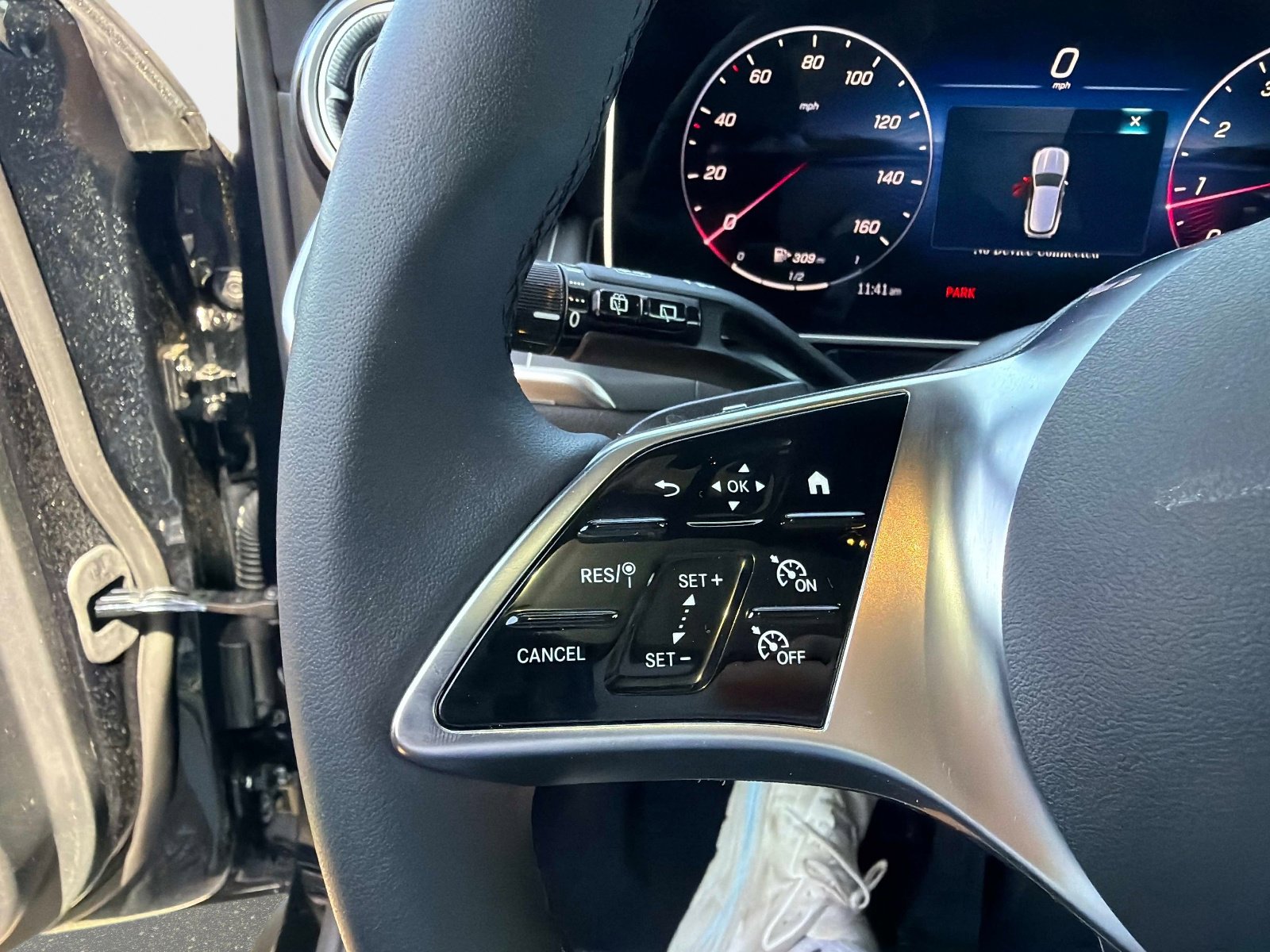 Used 2026 Mercedes-Benz GLC 300 image 28