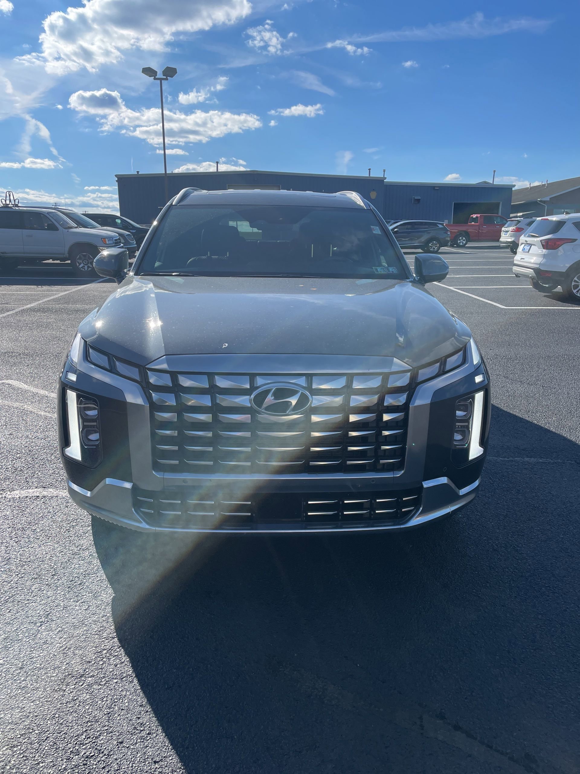 Used 2023 Hyundai Palisade Calligraphy w/ Cargo Package AWD/4WD image 9