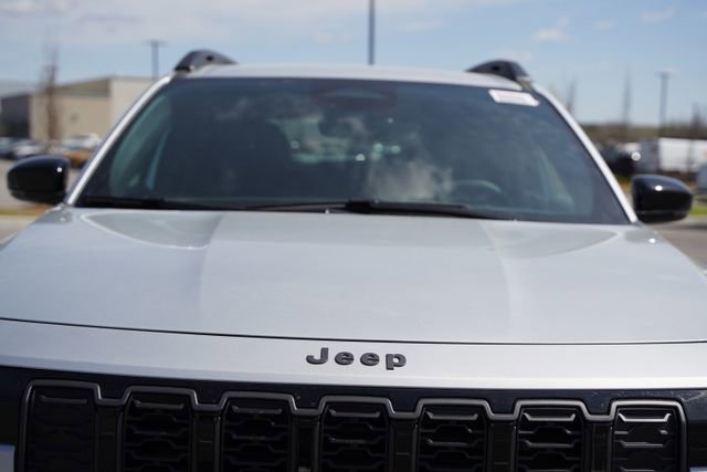 New 2026 Jeep Cherokee Limited AWD/4WD image 36