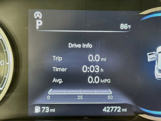 Used 2022 Genesis GV70 2.5T AWD/4WD image 13