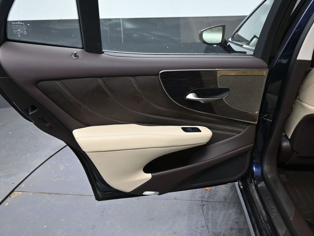 Used 2018 Lexus LS 500 500 Base w/ Interior Upgrade Package image 26