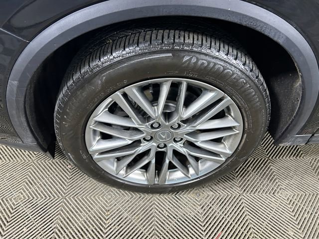 Used 2023 Acura MDX SH-AWD w/ Advance Package image 11