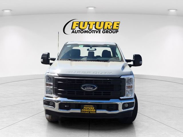 New 2026 Ford F350 XL w/ XL Chrome Package image 3