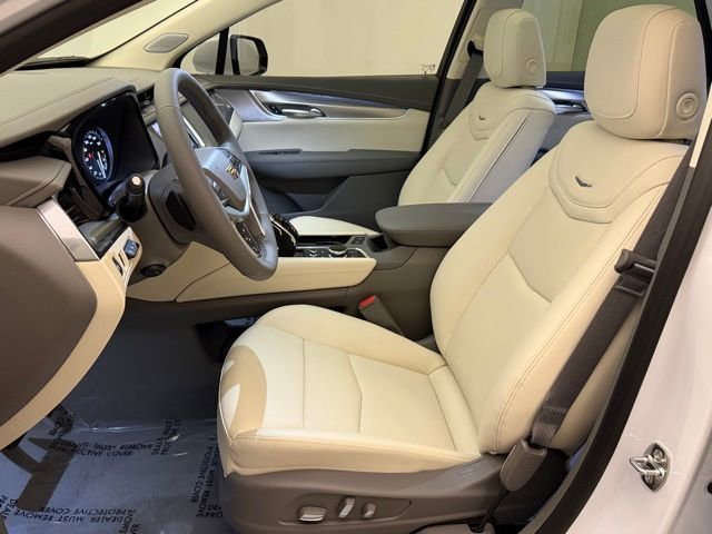 New 2026 Cadillac XT5 Premium Luxury w/ Driver Assist Package FWD image 15