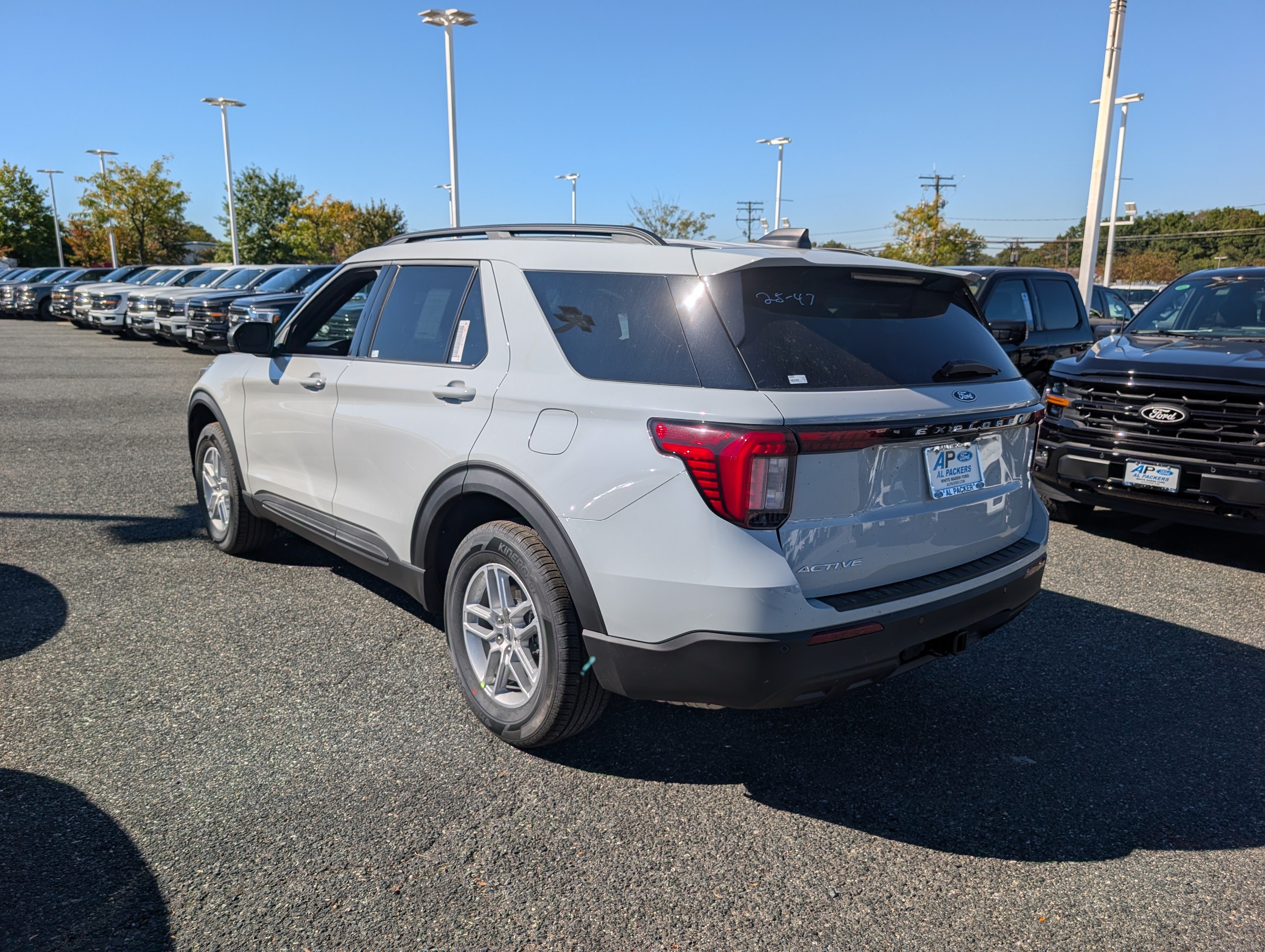 New 2027 Ford Explorer Active AWD/4WD image 3