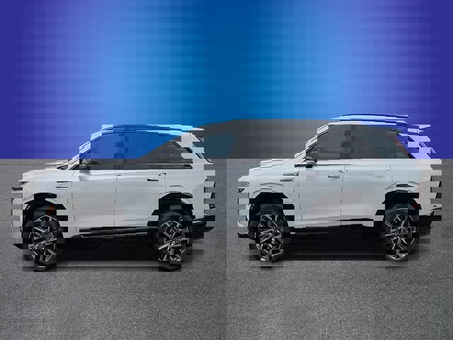 New 2026 Cadillac Vistiq Sport w/ LPO, Floor Liner Package AWD/4WD image 2