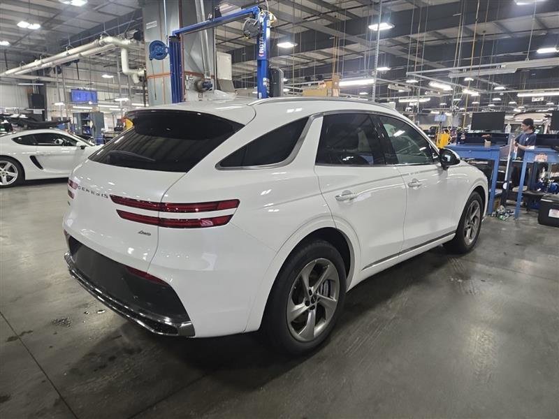 Used 2026 Genesis GV70 2.5T image 7