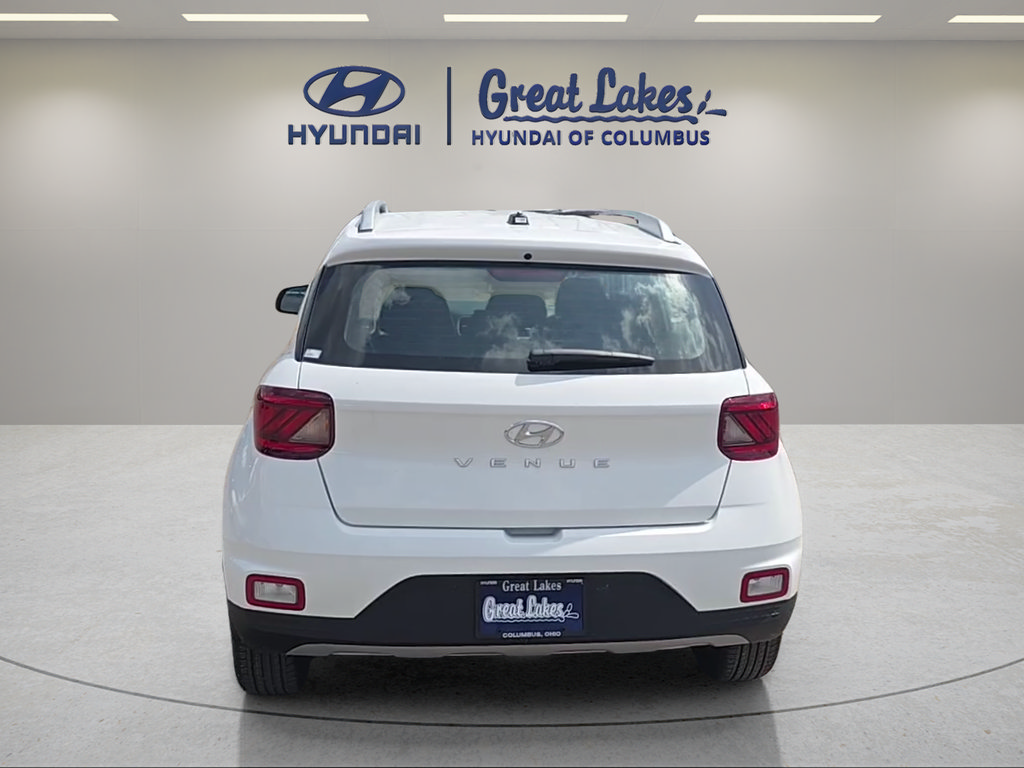 New 2026 Hyundai Venue SEL FWD image 4