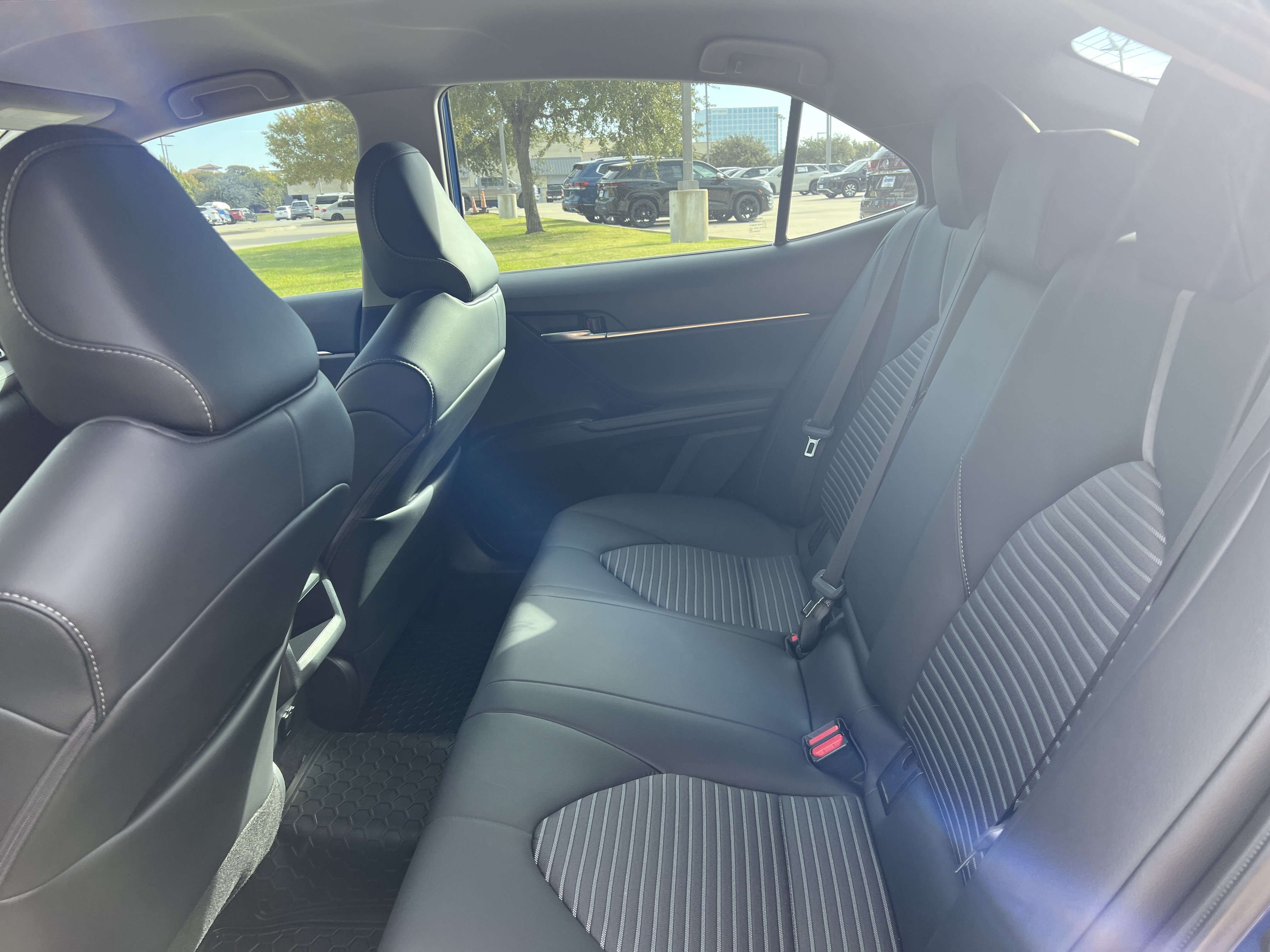 Used 2024 Toyota Camry SE FWD image 26