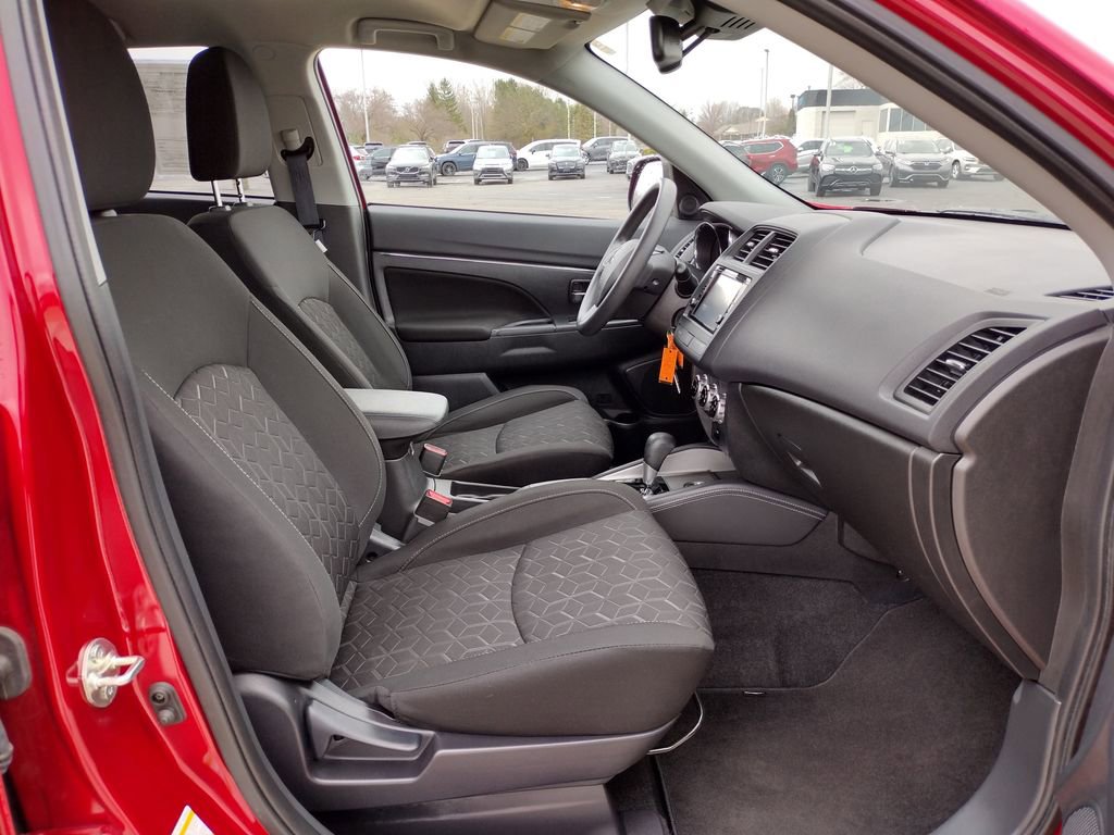 Used 2024 Mitsubishi Outlander Sport ES image 19